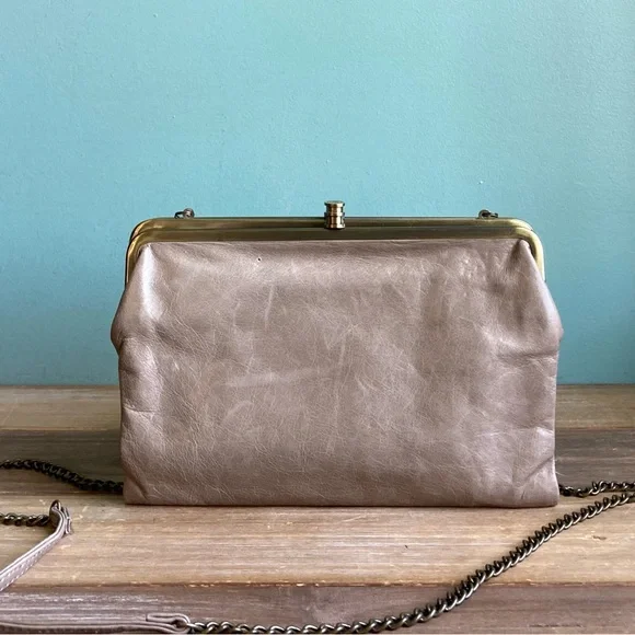 Hobo International Leather Leanne Kisslock Crossbody Bag - Picture 7 of 8